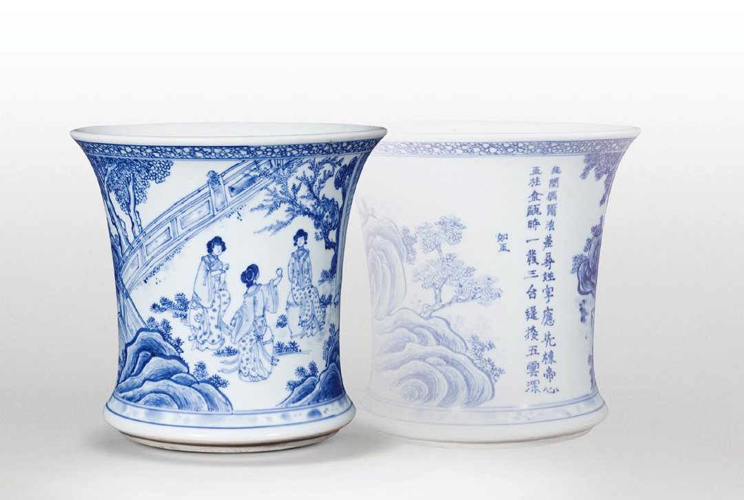 青花人物诗文笔筒