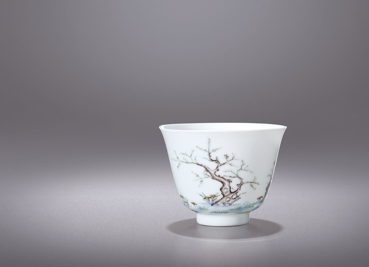 五彩玉兰纹花神杯