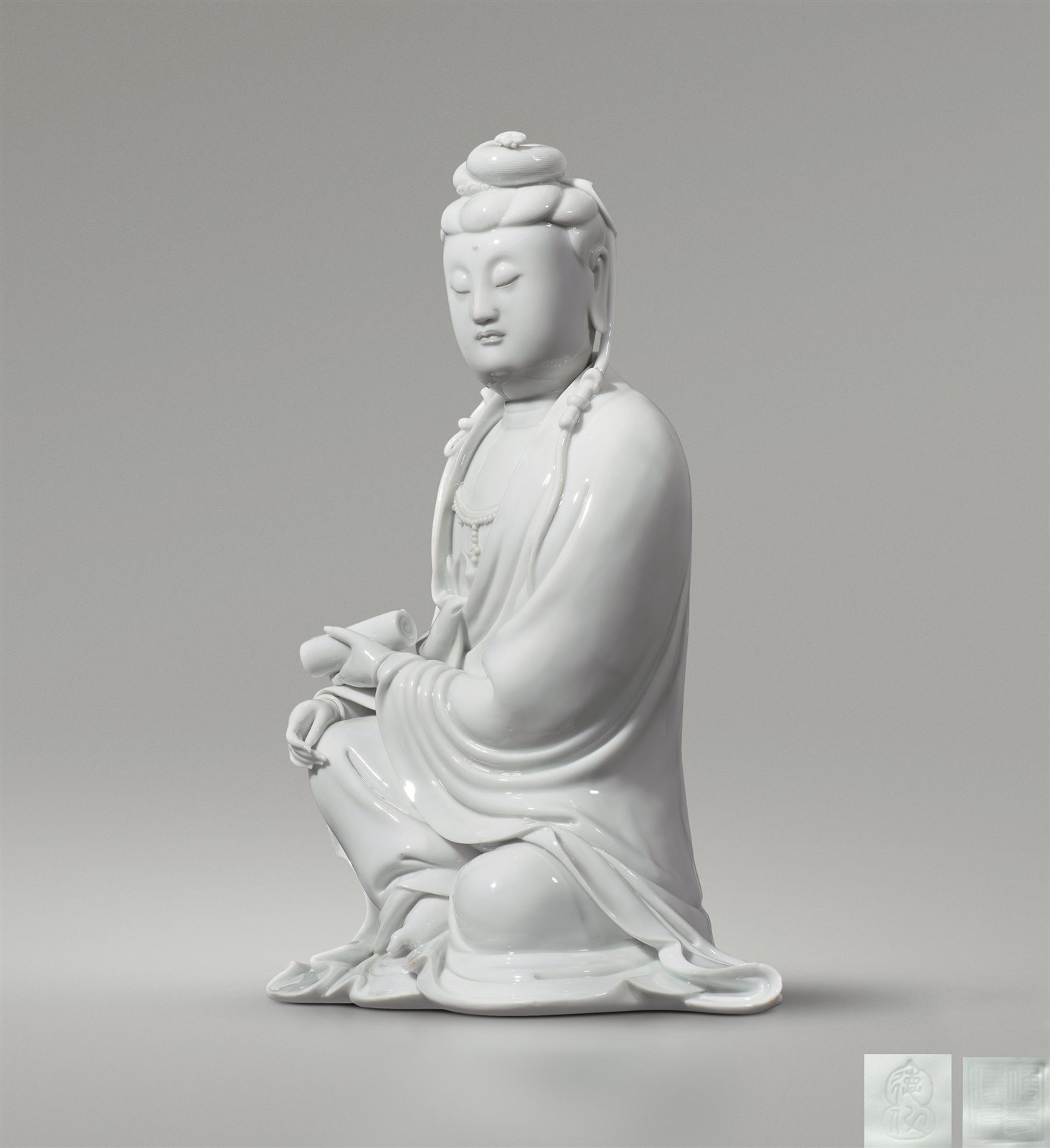 德化窑白瓷观音坐像
