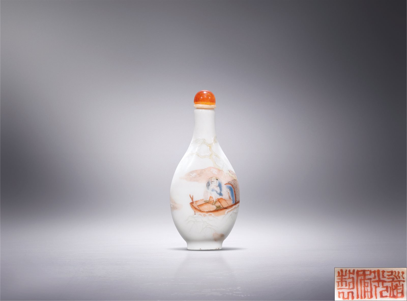 粉彩寒江独钓图鼻烟壶