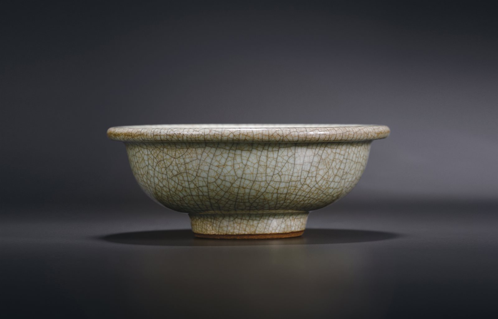 仿哥釉折沿洗