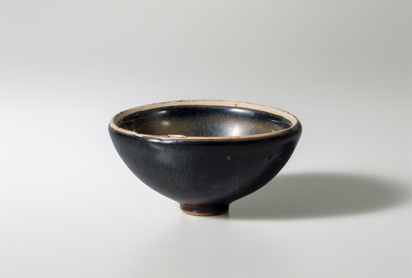 青花矾红宝相花纹小杯