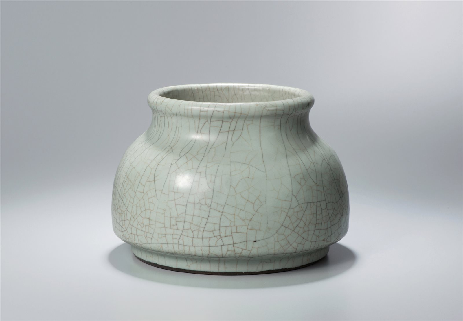 仿官釉鱼篓尊(图录号：1)