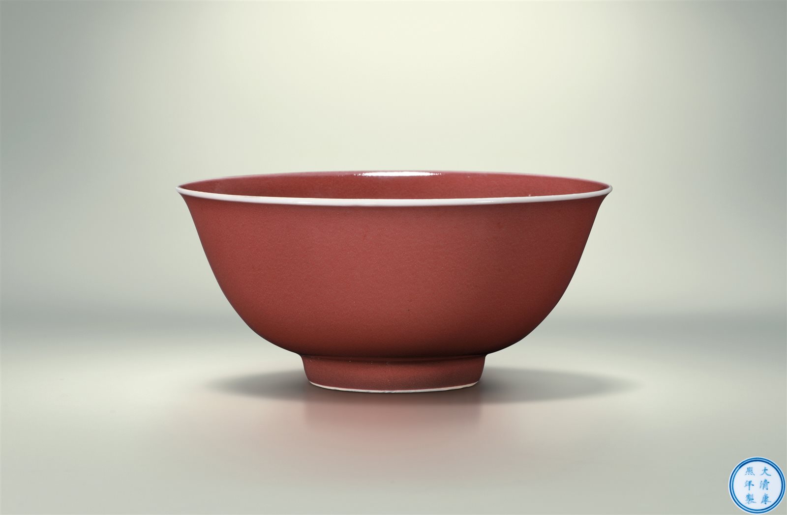 霁红釉碗