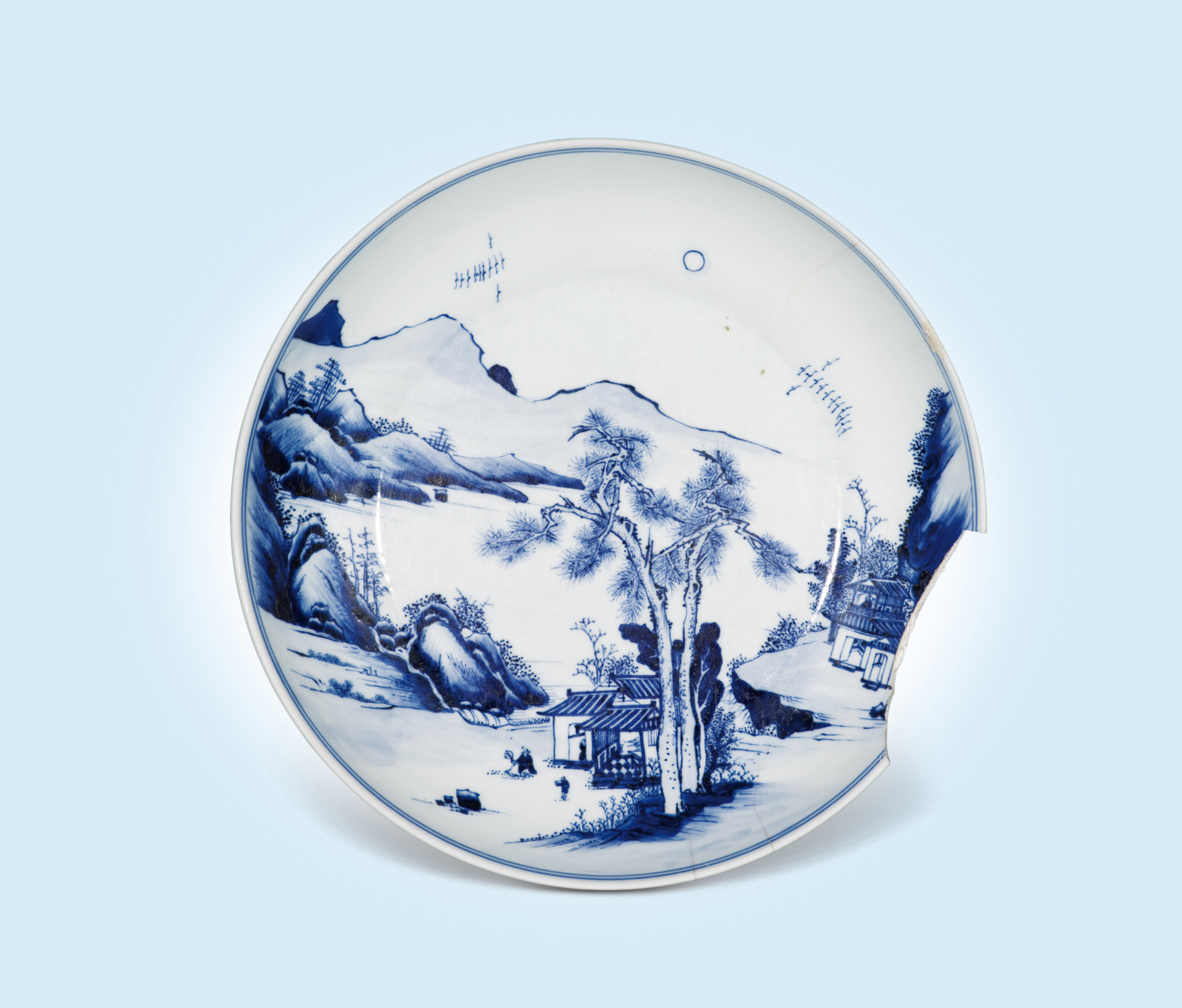 青花山水人物纹盘