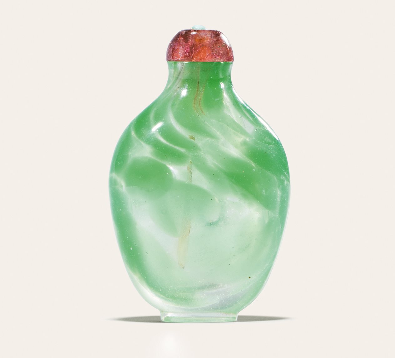 绞料胎仿翡翠色鼻烟壶