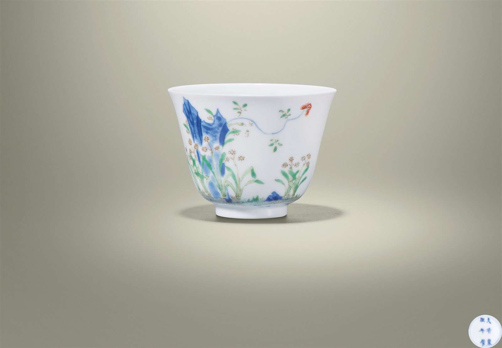五彩花神杯（一月水仙花）（图录号：32）