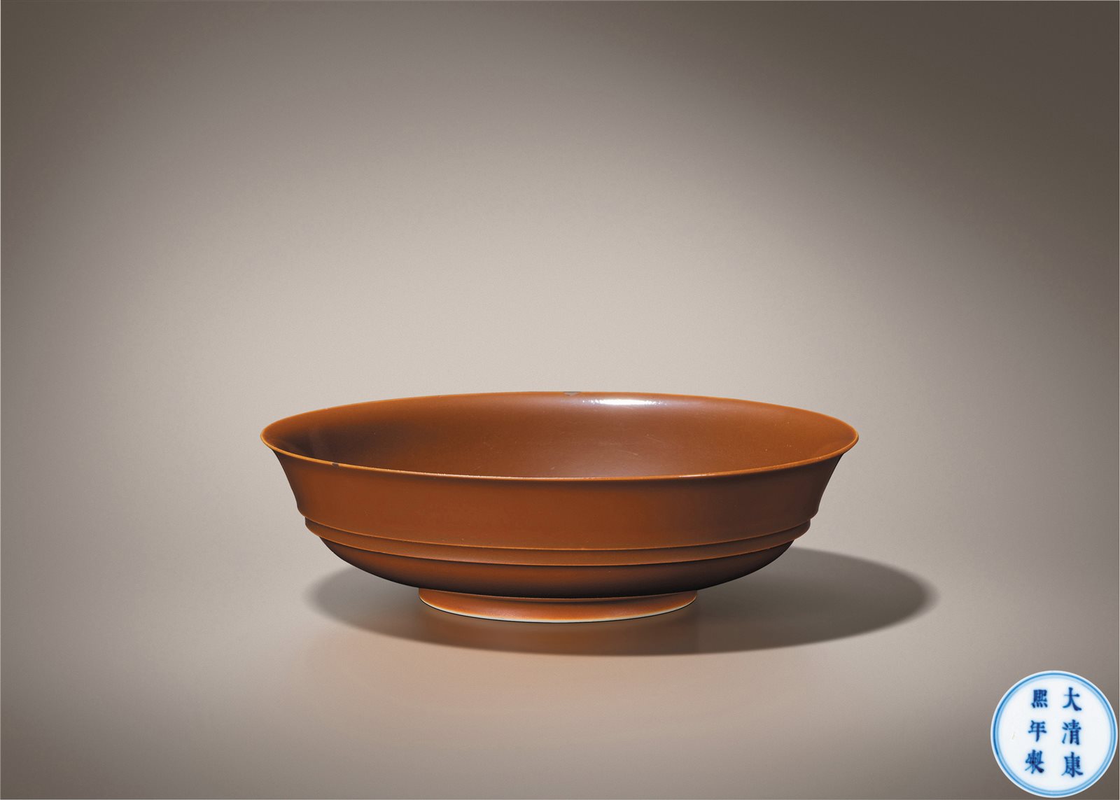 紫金釉弦纹碗