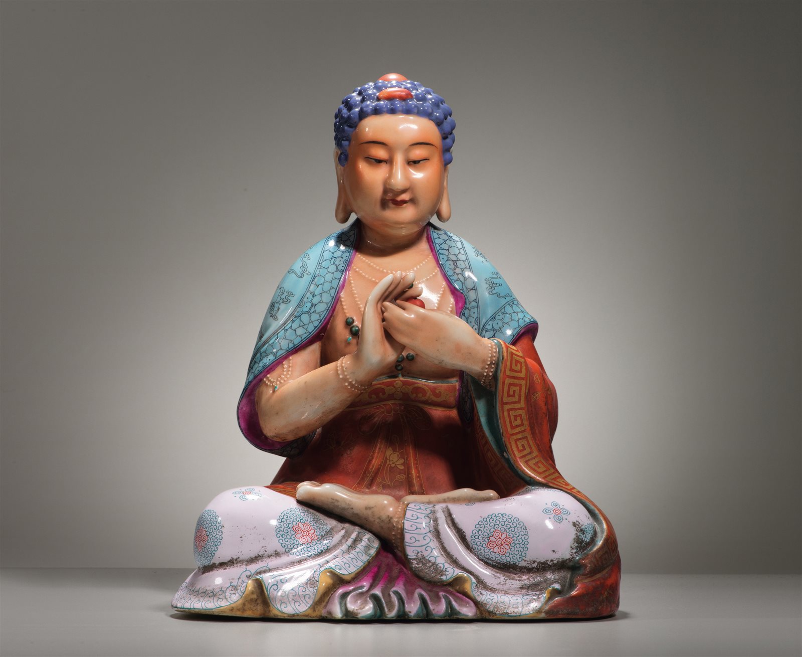 粉彩药师佛坐像