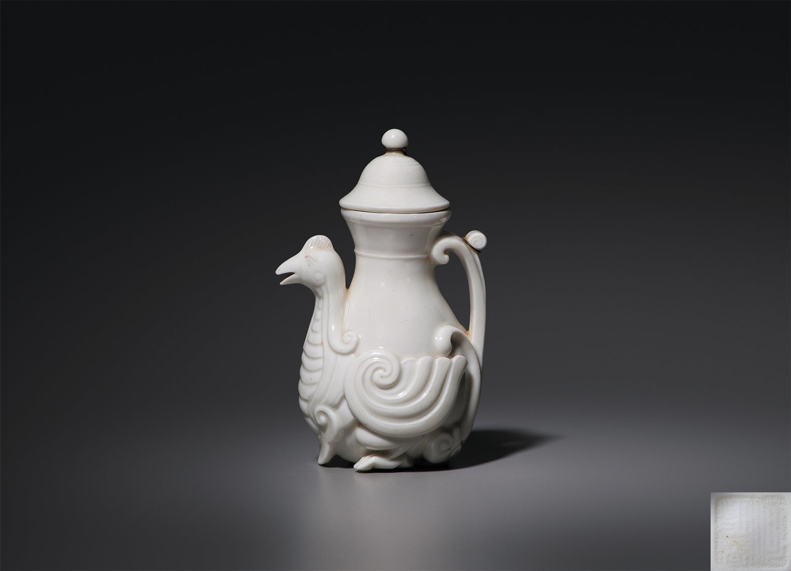 德化窯白釉天鸡壶(图录号136)