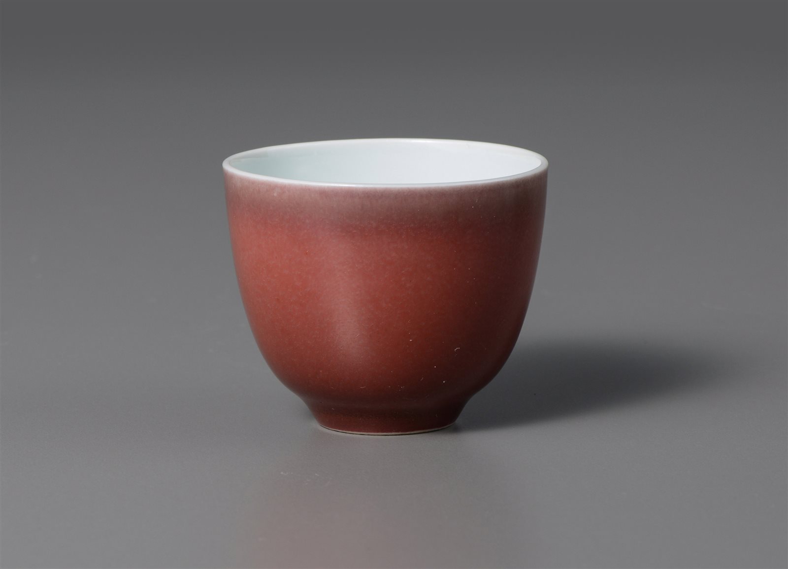 霁红釉杯