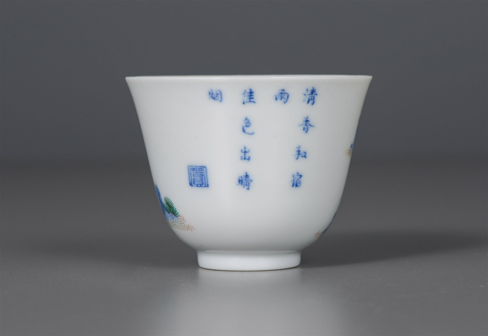 青花五彩花神杯 (芙蓉花)