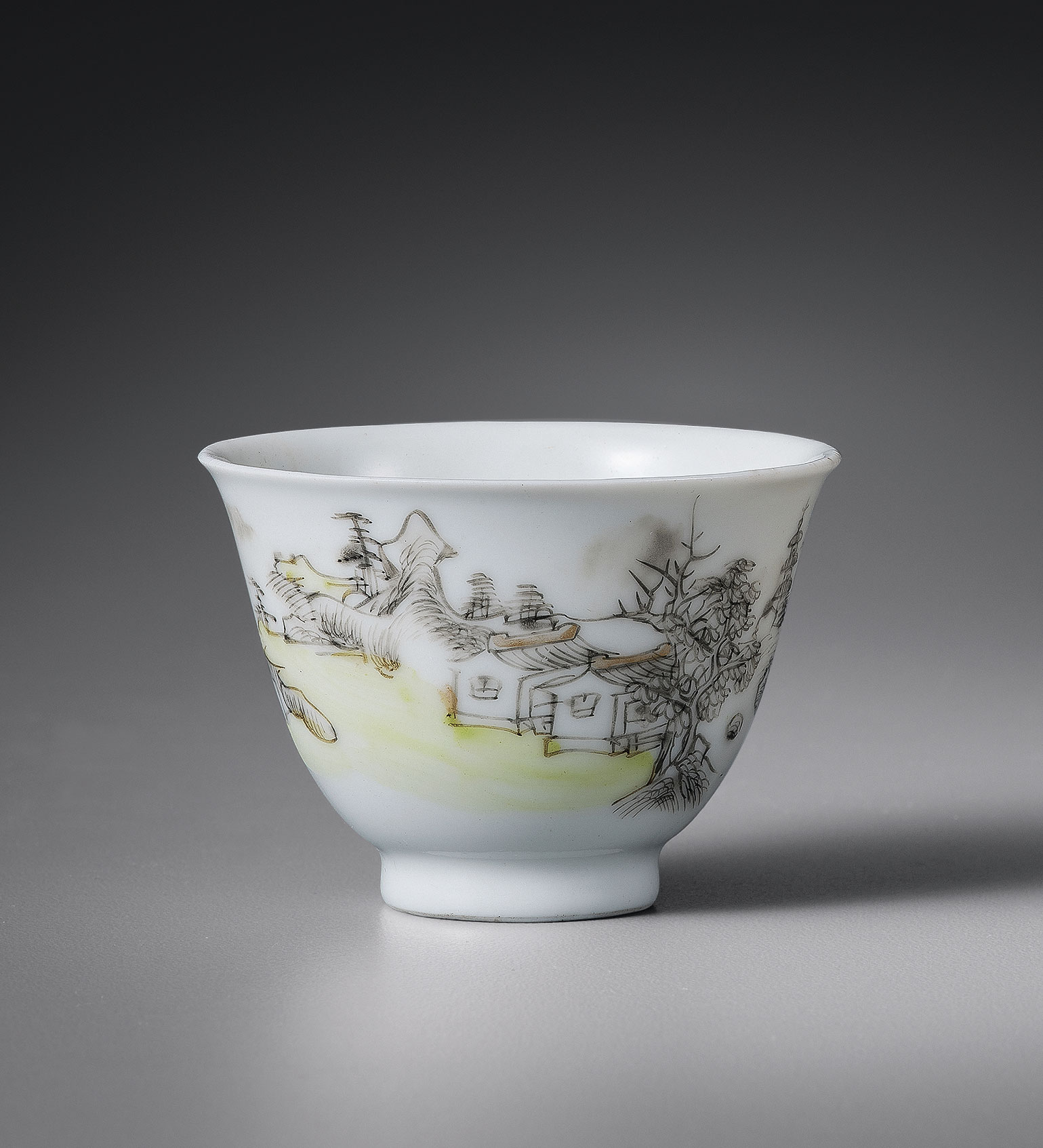 墨彩山水人物图小杯