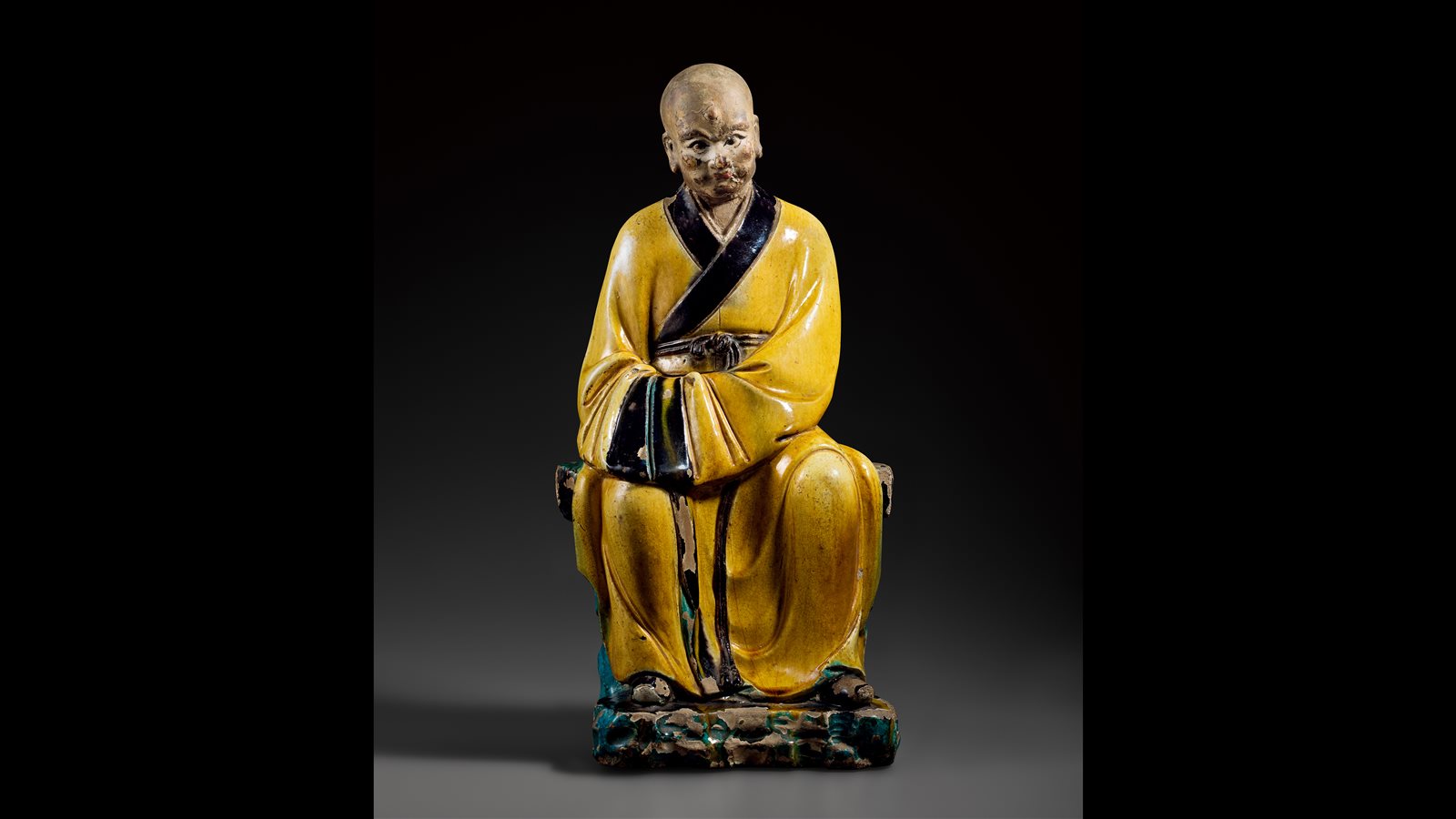 明万历五年(1577年) 珐华釉罗汉坐像