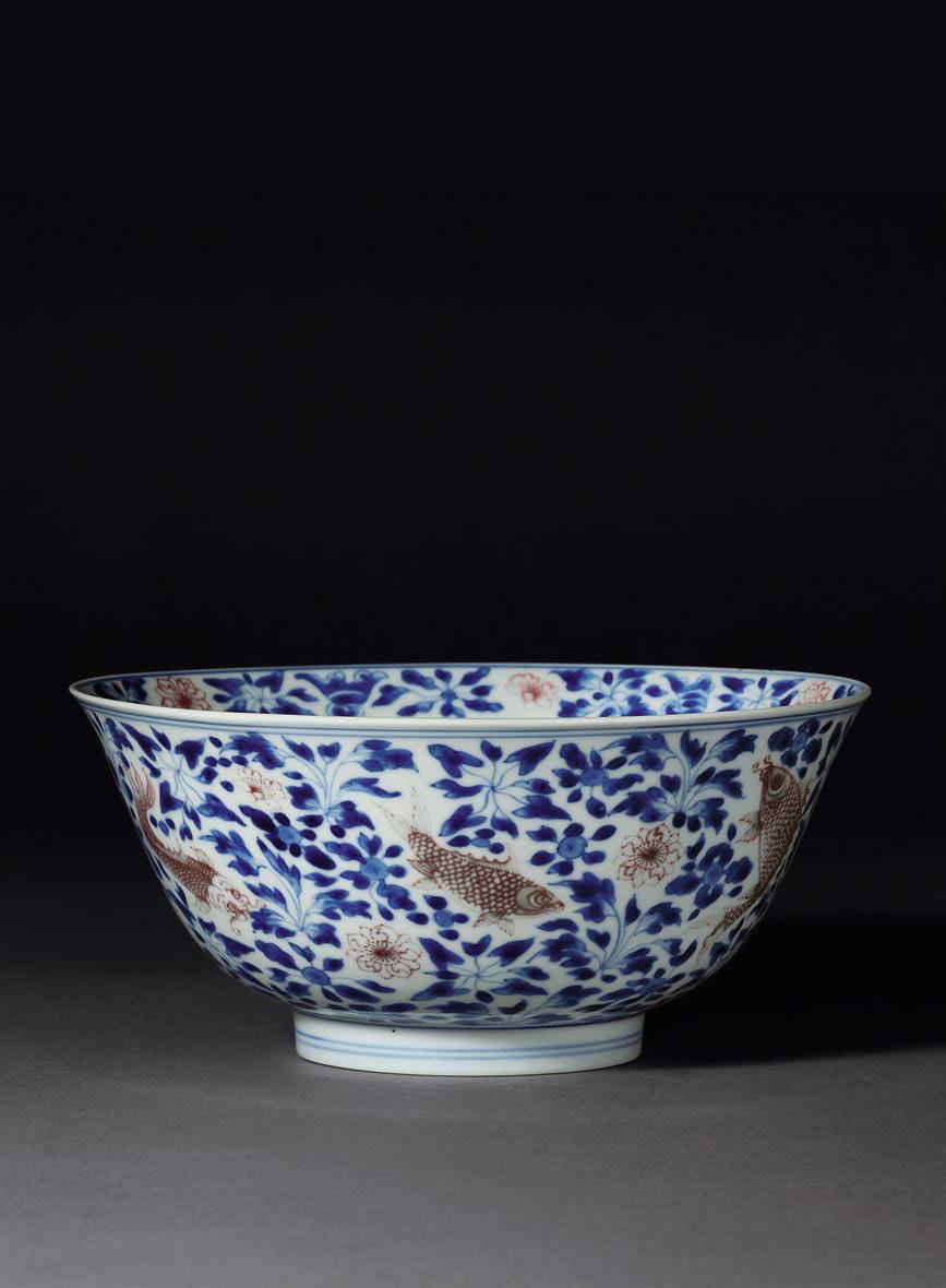 清康熙 青花釉里红鱼藻纹碗