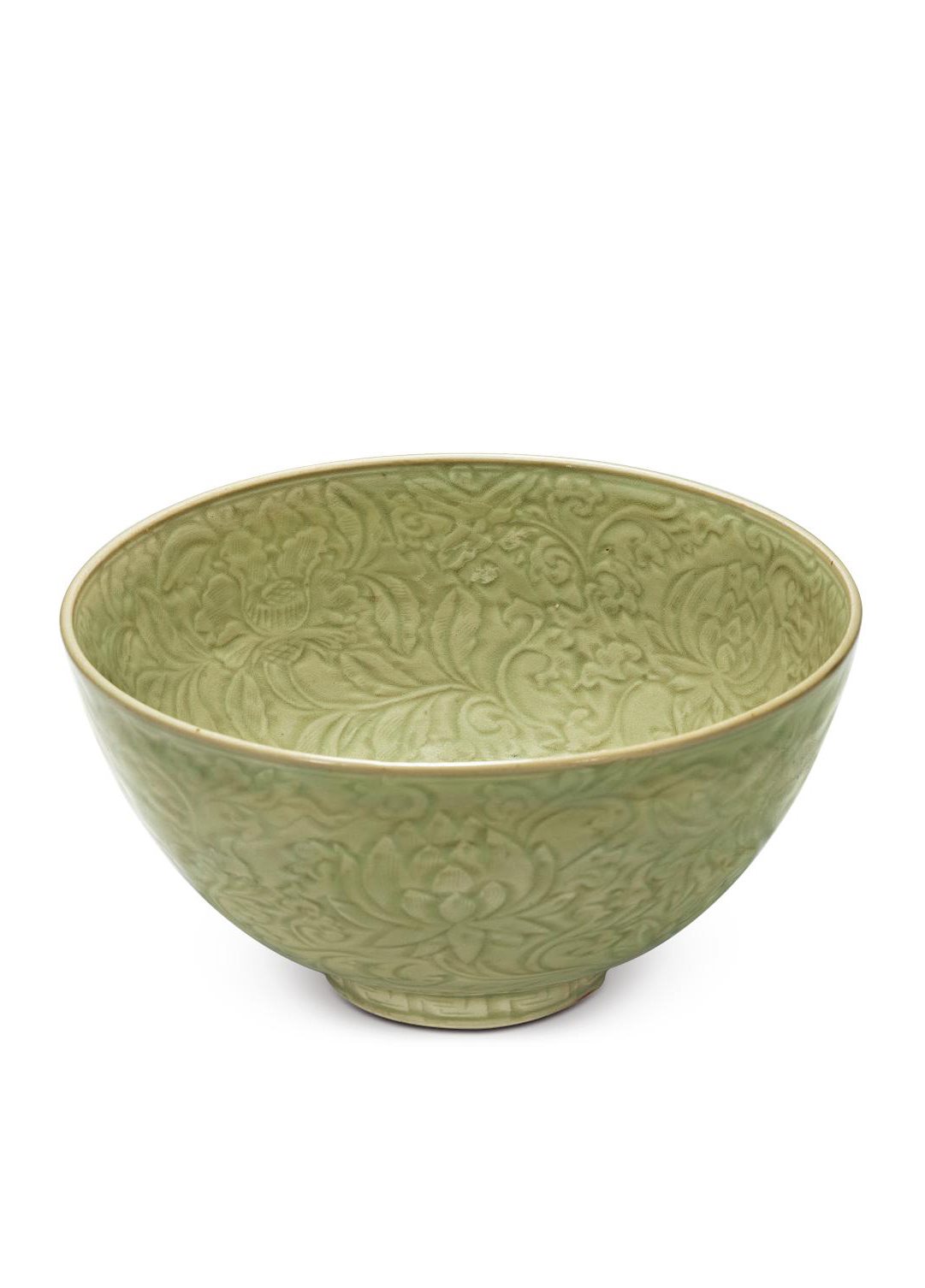 明永乐 龙泉窑青釉暗刻缠枝花卉纹莲子碗