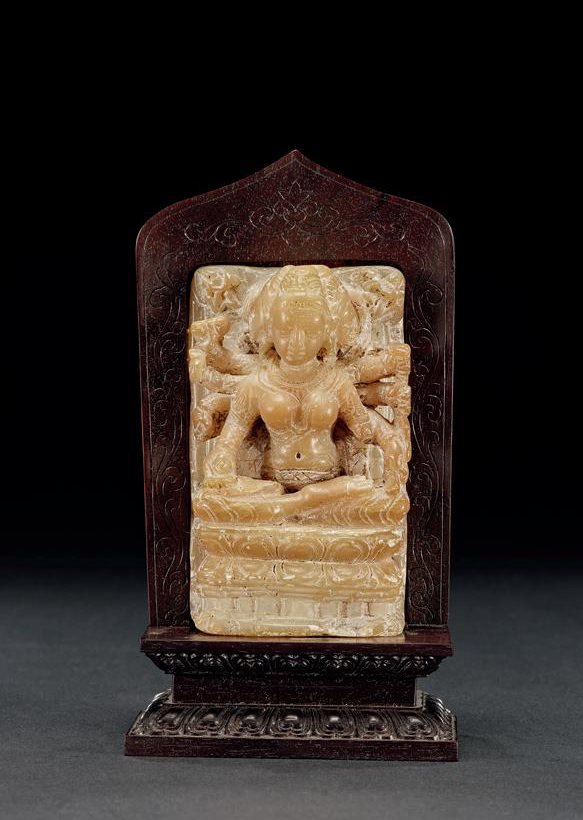 十一至十二世纪 玉石雕金刚度母