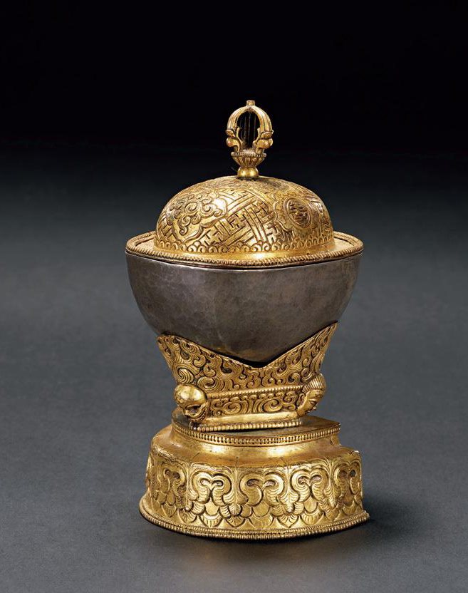 十八世纪 铜鎏金、银嘎巴拉碗