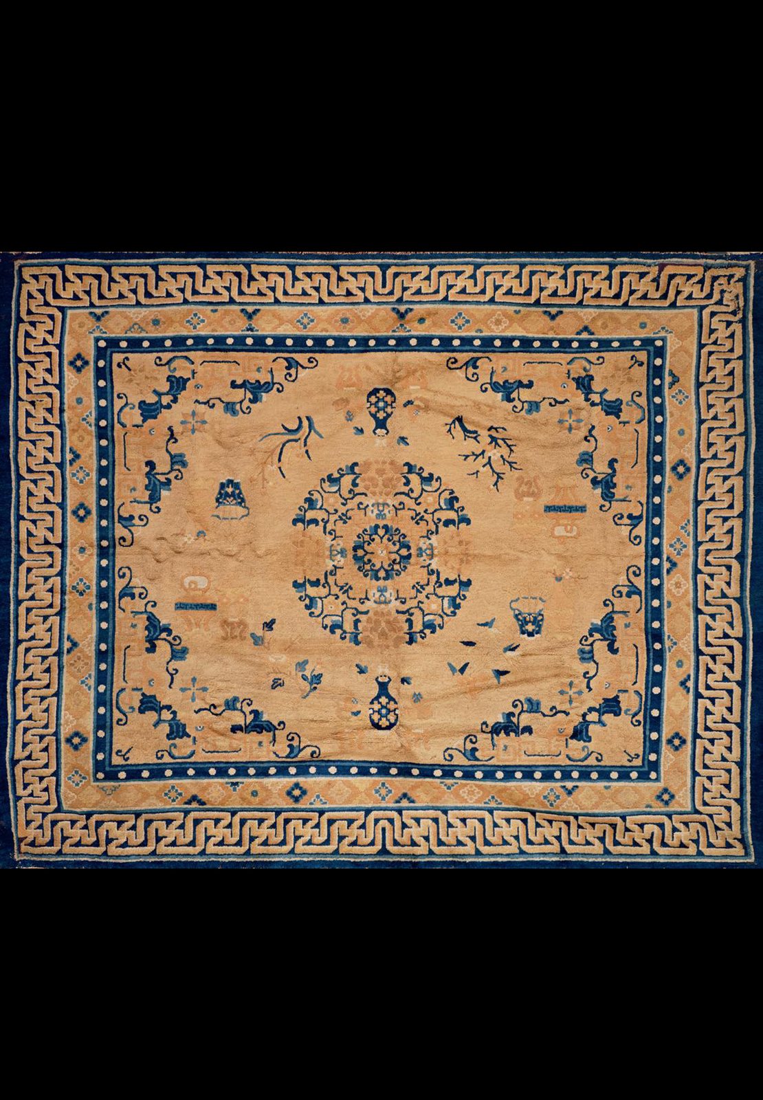 清 博古花卉纹地毯