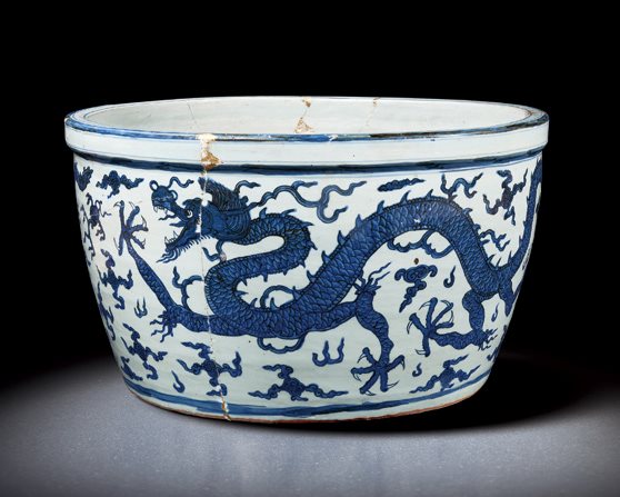 青花龙纹大缸