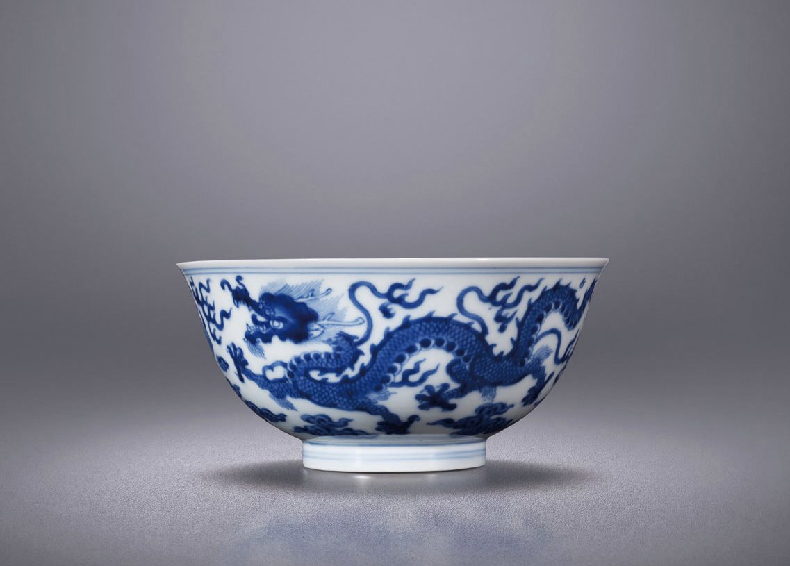 青花云龙纹碗